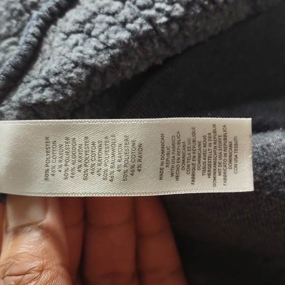 24 Peach farm animal stack pile graphic hoodie - Picture 7 of 16